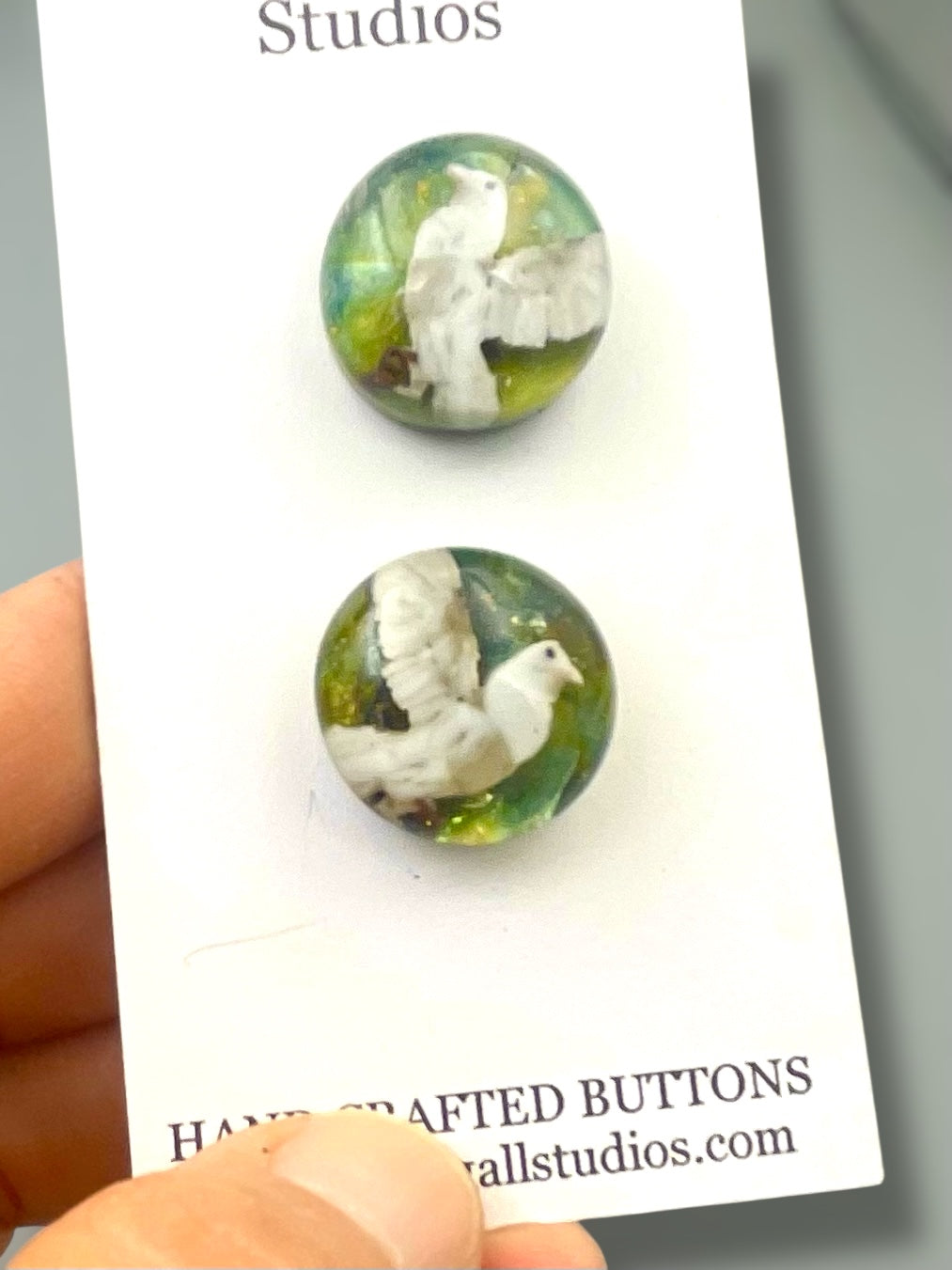 Peace Dove Button Set 20mm