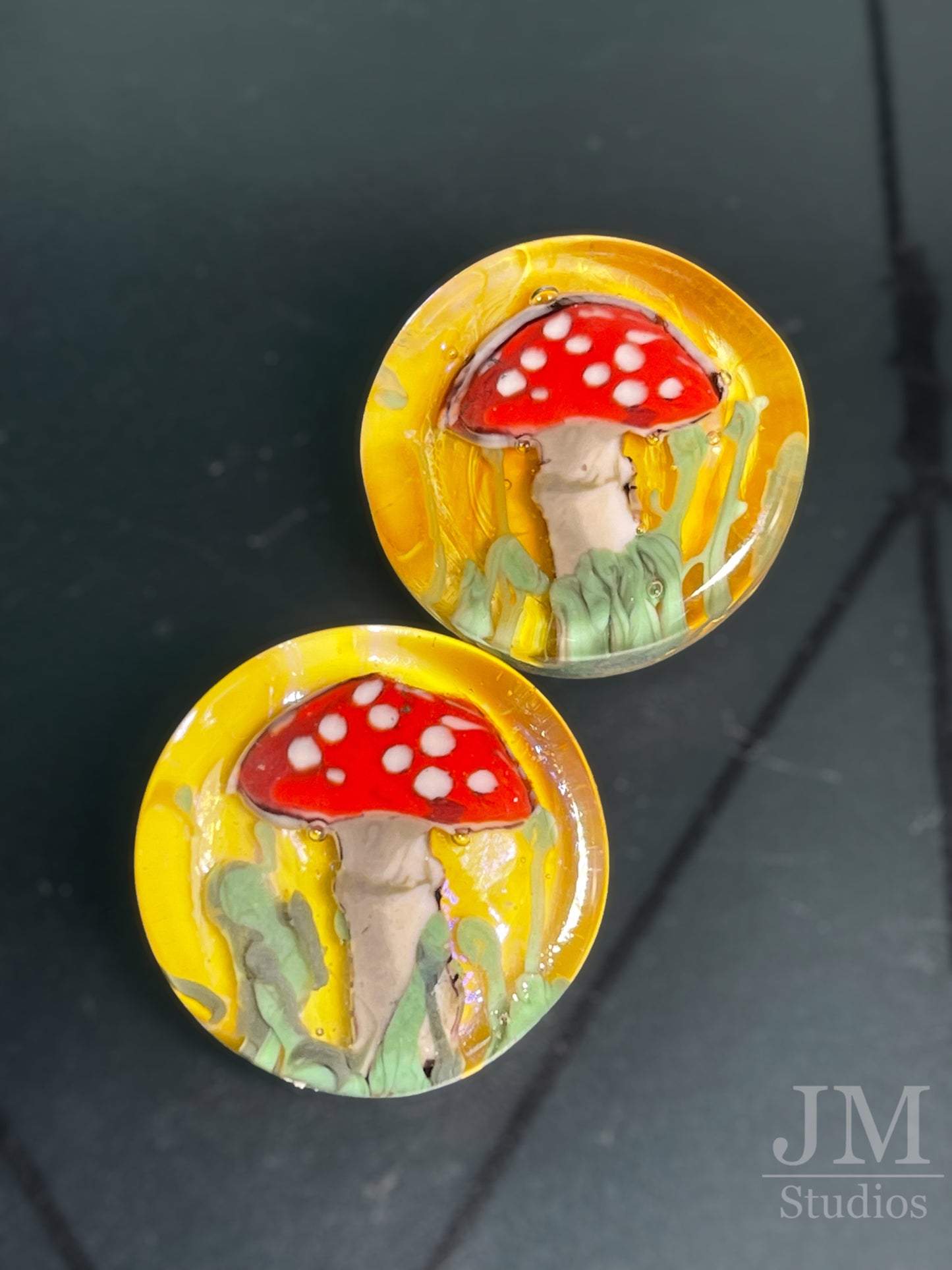 Mushroom Button 1”