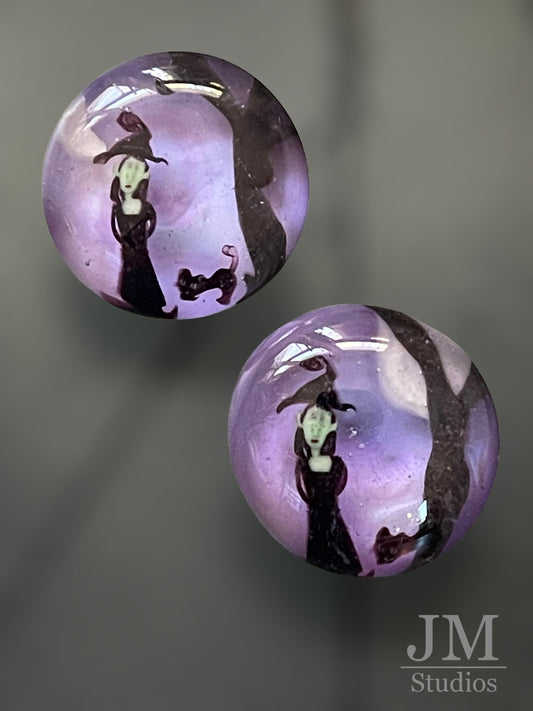 Witch Button with Cat Familiar