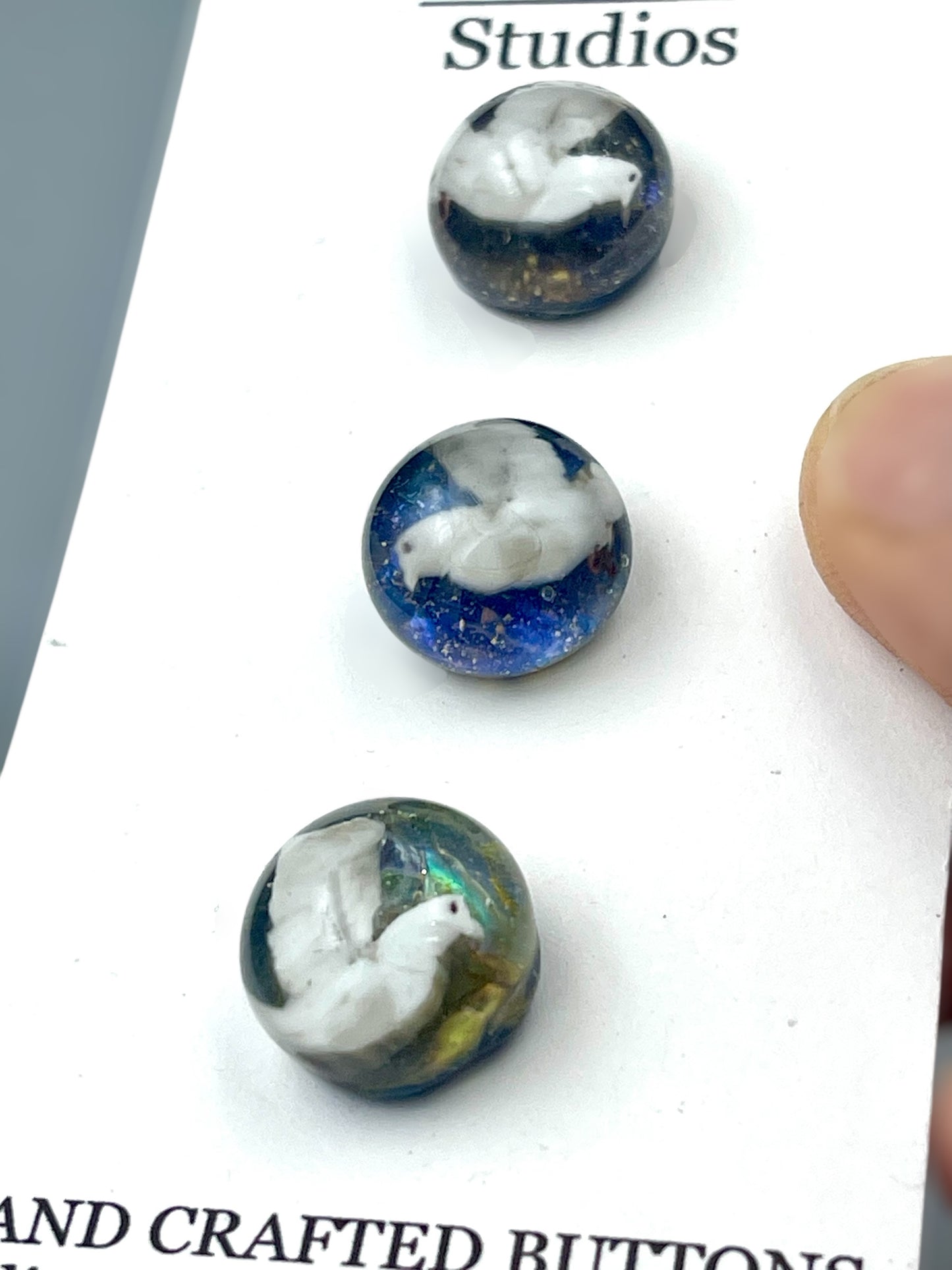 Peace Dove Button Set 15mm