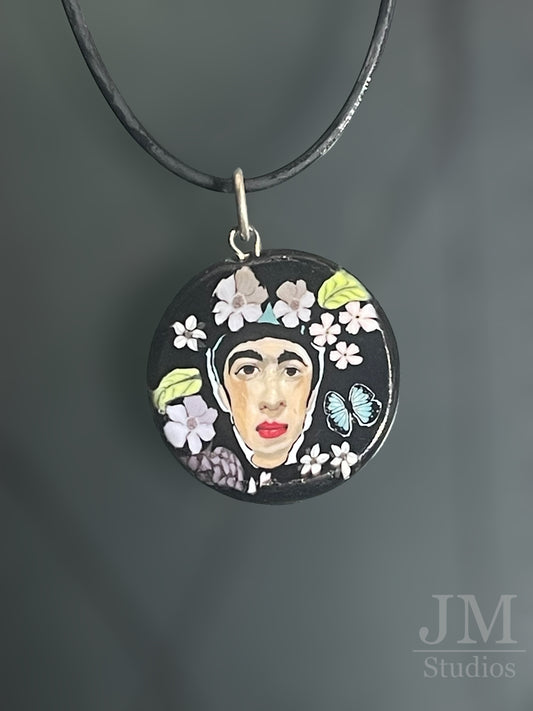 Frida Pendant 1.25”