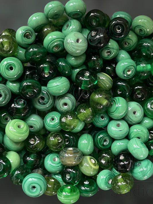 Itty Bitty being green Beads