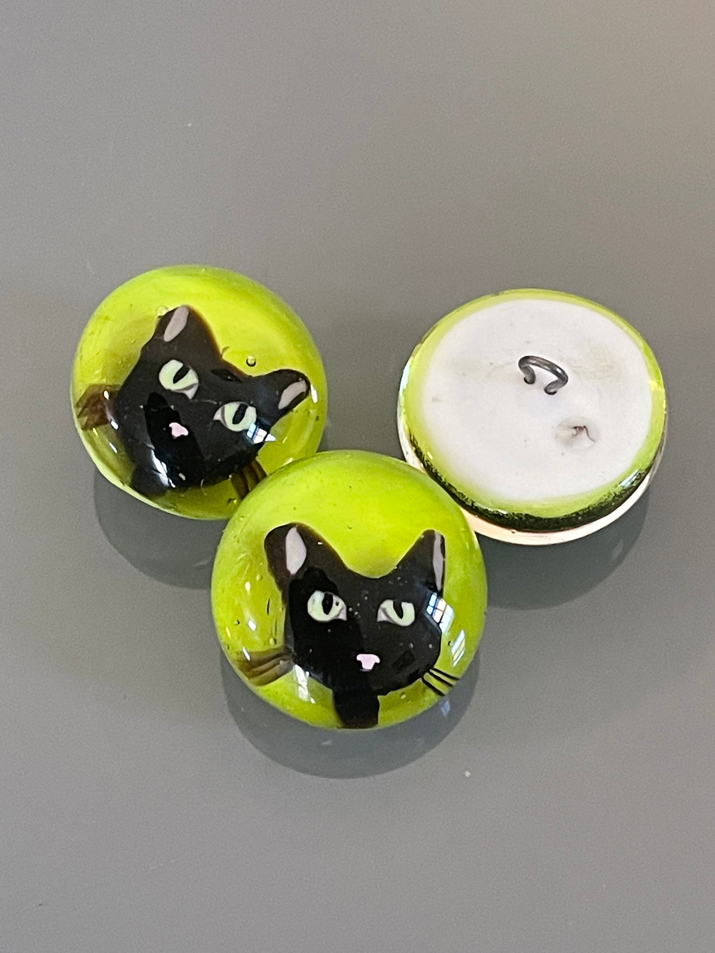 Black Cat Buttons 20mm